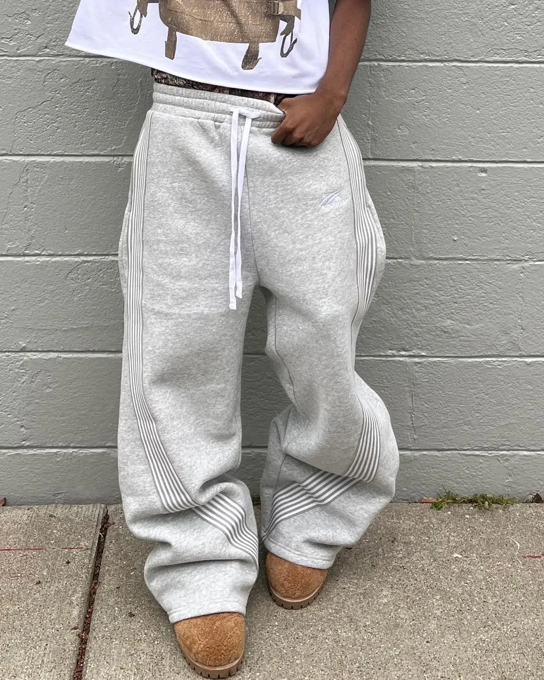 AURELLE Striped Wide-Leg Streetwear Sweatpants – Casual Loose Drawstring Pants for Men & Women
