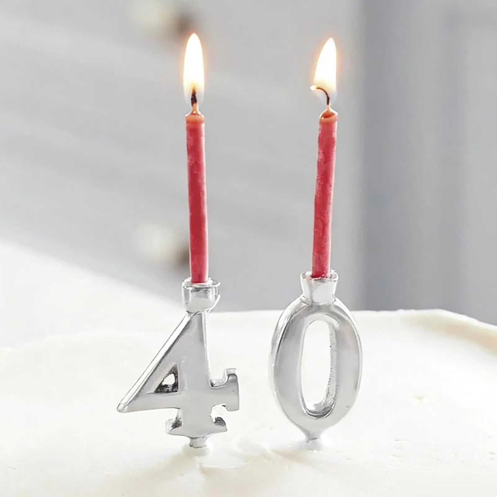 Reusable Silver Number Candle Holder Set (0–9) – Adjustable Birthday Cake Decoration
