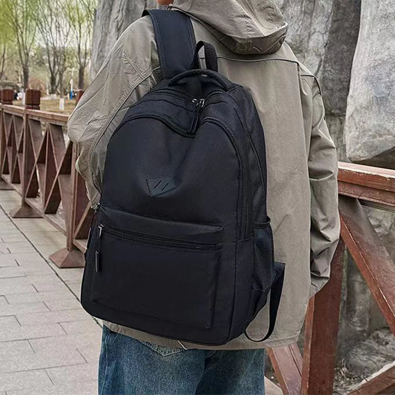Large Capacity Black Backpack – Unisex Travel, School & Everyday Backpack