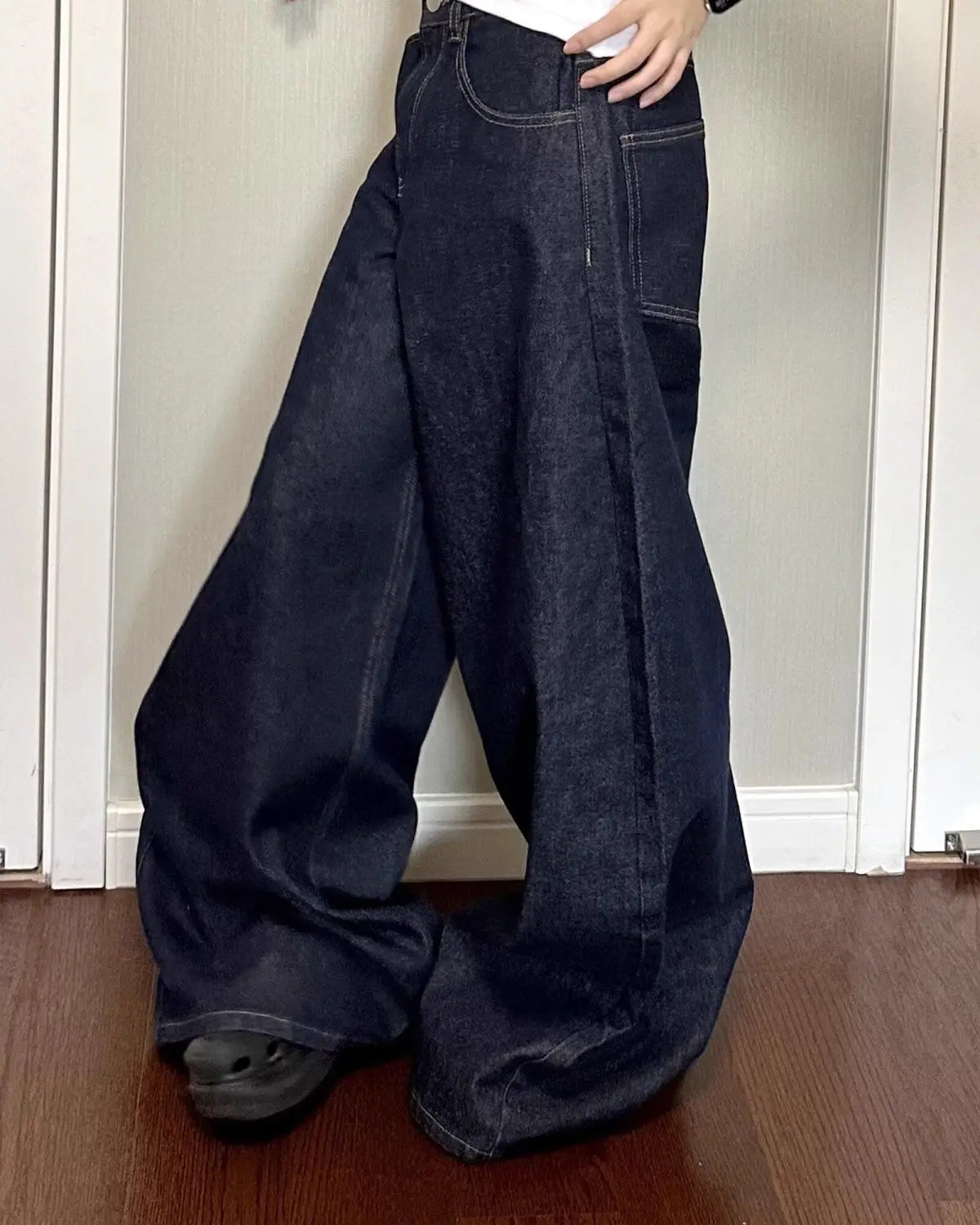 Women's High-Waisted Wide Leg Black Jeans – Relaxed Straight Denim Pants