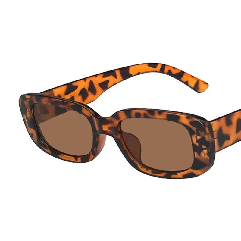 Retro Rectangle UV400 Sunglasses – Vintage Fashion Eyewear for Women & Men