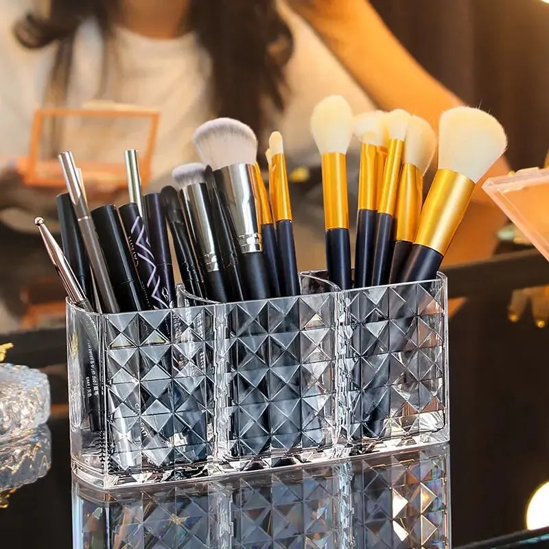 Transparent Diamond-Pattern Storage Box – 3-Grid Bathroom & Makeup Organizer
